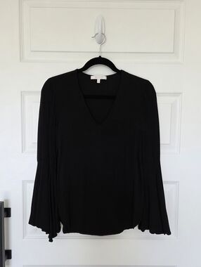 WAYF Bell Sleeve Top
